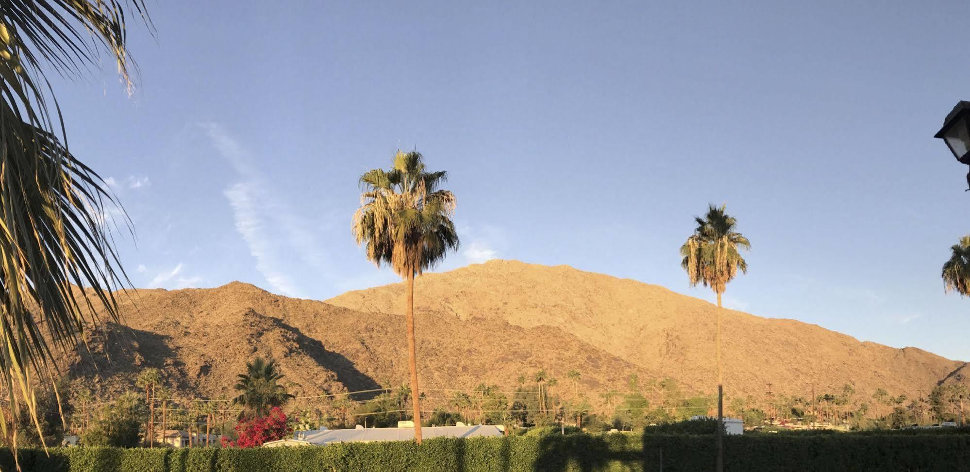 Delos Reyes Palm Springs Exterior foto