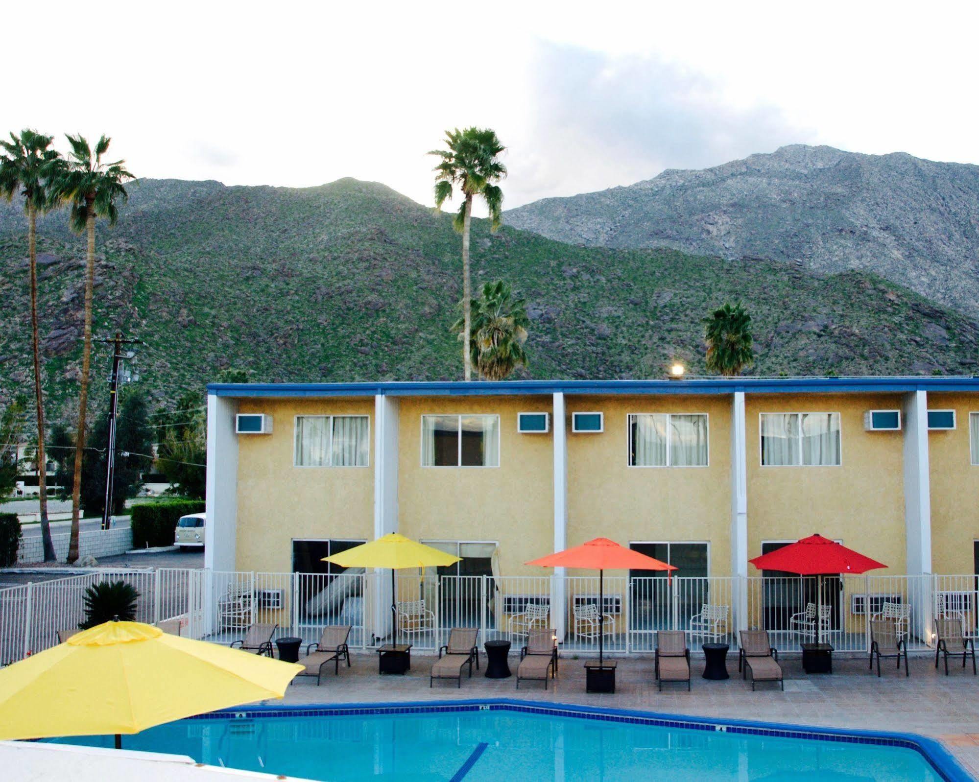 Delos Reyes Palm Springs Exterior foto